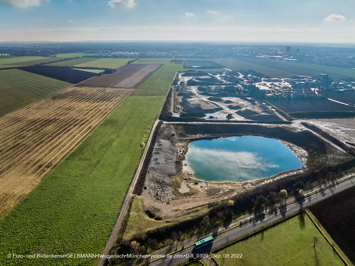 08.12.2022 - Quetschwerk - DEMOS-Wohnbau - Bauplatz in Gronsdorf 08.12.2022 - Quetschwerk - DEMOS-Wohnbau - Bauplatz in Gronsdorf